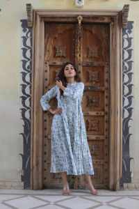 Robe indienne en coton imprimé bloc à la main nouvelle tenue d'été décontractée à la mode écologique naturel fait à la main pour le cadeau de la Saint-Valentin - Product Image 2