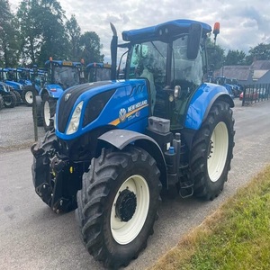 Tracteur New Hollandds haute performance, 40 CV, 4 roues motrices, transmission par engrenages, puissance fiable, composants robustes, qualité durable - Product Image 2