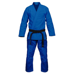 Combinaison d'arts martiaux Elite avec conception ergonomique optimisant les mouvements - Product Image 6