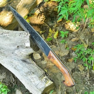 Couteau de chasse personnalisé en acier carbone forgé à la main, lame à pointe tombante, manche en bois, lame fixe non réglable, usage extérieur - Product Image 3