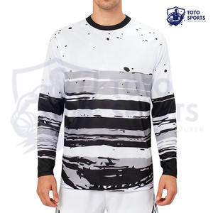 Camiseta Deportiva Sublimada para Hombre, de Alta Calidad, Transpirable, Ajustada, con el Mejor Servicio, Personalizada, 100% Poliéster, de Secado Rápido, Fabricada para Gimnasio - Product Image 2