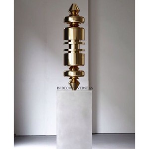Escultura de lujo de hojas y capullos de diseño, chapada en oro de alta calidad, hecha de metal, con base negra, para decoración del hogar. - Product Image 2