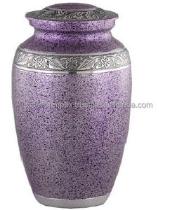 Urne haut de gamme très demandée, tendance, de haute qualité, fabriquée à la main en laiton et en aluminium, résistante à la corrosion, finition élégante - Product Image 1