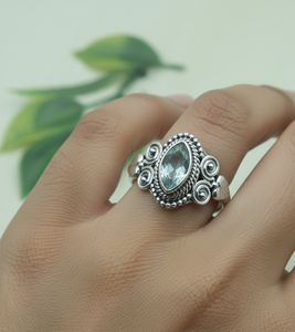 Bague en argent sterling 925 avec topaze bleue naturelle, faite à la main, style vintage bohème, pierre précieuse marquise, bijou statement, cadeau élégant pour femme - Product Image 3