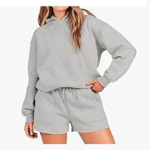 Ensemble de survêtement décontracté d'hiver pour femme, personnalisé, couleur unie, à capuche zippée, en molleton 100 % coton, écologique, style streetwear, avec badge frontal - Product Image 2