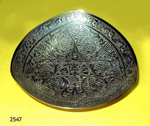 Plato de fruta seca redondo de latón, cargador de comida ecológico/plato de cena, paquete de estilo de diseño Ins para uso doméstico - Product Image 6