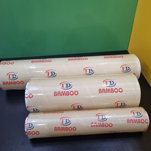 ฟิล์มห่ออาหาร PVC เกรดอาหาร OEM แบบม้วนพร้อมกล่องตัด ฟิล์มพลาสติกใสสำหรับบรรจุภัณฑ์อาหาร มีขนาดสั่งทำได้ - Product Image 4