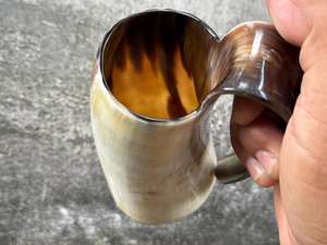 Mug en corne de buffle naturelle de qualité supérieure, écologique, poli, avec gravure viking, pour la bière, personnalisable pour les entreprises - Product Image 3