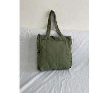 กระเป๋าผ้าแคนวาสลายพรางพิมพ์ลายตามสั่ง ขนาดใหญ่พิเศษ ทนทาน ใช้ซ้ำได้ มีซิปปิด เหมาะสำหรับใส่ของช้อปปิ้ง - Product Image 2