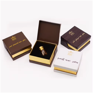 Boîte en papier rigide de luxe personnalisée pour flacon de parfum, cosmétiques, impression de logo, fermeture magnétique, emballage cadeau haut de gamme - Product Image 3