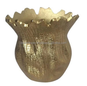 Jarrón de Flores Moderno de Aluminio Dorado, Acabado Brillante Cepillado, Ecológico, para Mesa, Ideal para Bodas - Product Image 1