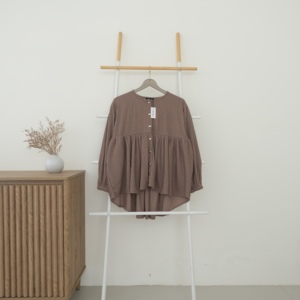 Long Blouse With Cowl Neck <b>Balloon</b> Sleeve And <b>Heart</b> Buttons Loose Fit Muslim Style Full Sleeve - Product Image 2