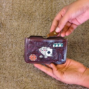 Nouvel Arrivage 2026 – Portefeuille Femme en Cuir Véritable Venus, Décoré de Motifs Floraux et Gravé à la Main, avec Protection RFID - Product Image 2