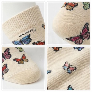 Chaussettes en coton respirant avec imprimé papillon coloré pour adultes, vêtements décontractés de printemps - Product Image 4
