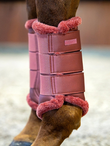 Bottes de protection personnalisées pour chevaux, protection complète contre les chocs pour les zones des tendons et des articulations, fabrication de haute qualité au Pakistan - Product Image 5