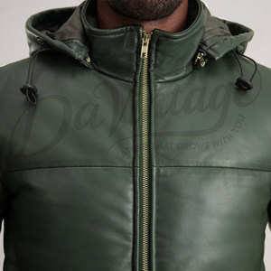 Veste matelassée en cuir vert foncé pour homme, chaude et rembourrée, avec capuche, en similicuir, idéale pour l'hiver et les températures froides. - Product Image 3