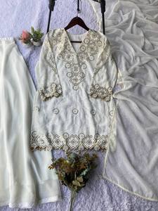 ชุดสาหรี่กะมีซทันสมัยสำหรับเทศกาลอีด  งานปักลายประณีตสำหรับงานแต่งงาน  พร้อมผ้าคลุมไหล่  แห้งเร็ว ใส่ได้ทุกฤดู - Product Image 5