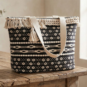 Bolsos Boho con Patrón de Diamantes Pequeños, Hechos a Mano, Sostenibles, con Mechones, Bolso de Hombro Grande para Mujeres de Lujo - Product Image 2