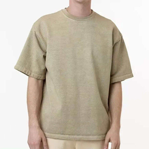 T-shirt en coton uni surdimensionné pour homme, manches courtes, col rond, style décontracté, tissu jersey, teinture unie, coupe ajustée - Product Image 3