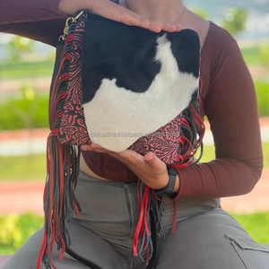 Bolso bandolera de cuero de piel sintética de estilo occidental único para mujer, bolsos laterales de estilo Vintage de piel de color en relieve - Product Image 4