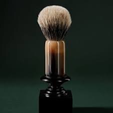Cepillo Redondo Ecológico Hecho a Mano de Cuerno de Búfalo de ILAHI con Mango de Cuerno para Afeitar y Personalización de Halloween - Product Image 1