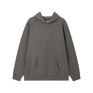เสื้อฮู้ดแบบสวมใส่ได้ทั้งชายและหญิง ทรงปกติ สีเทาล้วน ผ้าเฟรนช์เทอร์รี่ สวมใส่สบาย มีกระเป๋าหน้า ผ้าฝ้าย 100% ระบายอากาศได้ดี เหมาะสำหรับฤดูหนาว - Product Image 1