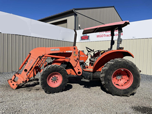Tractor M8540 2006, Equipo Premium Listo para Exportación, Suministro a Granel de Alta Resistencia - Product Image 5
