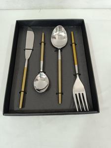 Ensemble de couverts modernes en acier inoxydable doré, 4 pièces, de haute qualité, réutilisables, vente en gros - Product Image 4