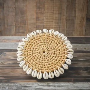 Meilleure vente ODM fabriqués à la main rond en osier rotin caboteur coquille motif vaisselle fleur Style en gros du Viet Nam - Product Image 1