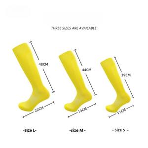 Calcetines Deportivos Antideslizantes con Logotipo Personalizado para Hombre y Mujer, Calcetines de Fútbol con Suela de Rizo hasta la Pantorrilla, Venta al Por Mayor, Fábrica ODM - Product Image 6