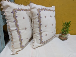 Funda de Cojín Tejida a Mano STUDIO N, Ecológica, Recubierta de PVC, 100% Algodón Tejido a Mano, Peso Medio, 120 GSM, Secado Rápido - Product Image 6