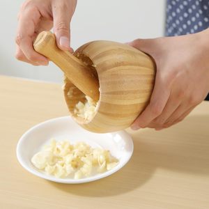 Juego de Mortero y Maja de Madera Natural Hecho a Mano, Recipiente para Moler Hierbas y Especias con Varilla para Moler, para Hierbas, Especias y Ajo de Cocina - Product Image 2