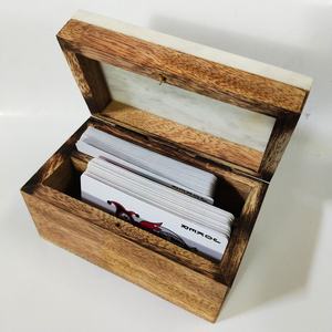 Fournisseur en gros de boîtes en résine de qualité supérieure pour jeux de cartes, boîte à autocollants brillante pour le rangement des jeux de poker - Product Image 3