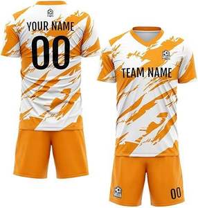 Vente en gros d'uniformes de football Palestine personnalisés OEM/ODM imprimés, col en V, manches courtes, séchage rapide, respirants, légers, 100% polyester - Product Image 1