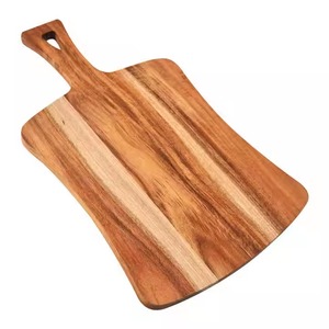 Planche à découper rectangulaire en bois d'acacia écologique avec poignée intégrée, trou de suspension triangulaire, épaisseur 1,5 cm, compatible lave-vaisselle - Product Image 5