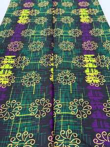 Tela africana personalizada con estampado de cera y algodón Ankara, de alta calidad, con patrones vibrantes de Holanda para ropa y diseños únicos. - Product Image 3