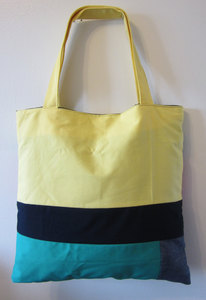 Grand sac fourre-tout en toile à motifs géométriques avec poche avant et bandoulière longue pour le shopping et la plage - Product Image 2