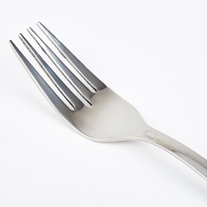 ชุดส้อมสแตนเลสขัดเงาคุณภาพสูง ทนสนิม ดีไซน์เรียบง่าย สำหรับงานแต่งงาน - Product Image 4