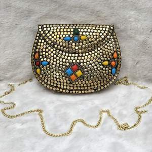 Pochette élégante pour femme en alliage antique de créateur pour mariages et occasions spéciales RR ENTERPRISES Fabriqué en Inde - Product Image 2