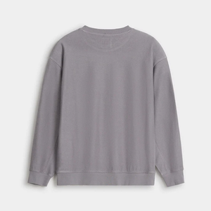 เสื้อพูลโอเวอร์ผ้าฟลีซหนานุ่มรุ่น "Core" สีแซนด์สโตน ทรงไหล่ตก ไม่มีเชือกผูก ดีไซน์เรียบหรู - Product Image 6