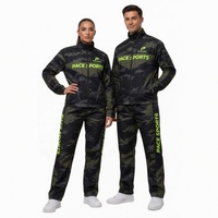 Ensemble de survêtement streetwear premium beige bordeaux par sublimation pour hommes et femmes avec logos personnalisés et design respirant