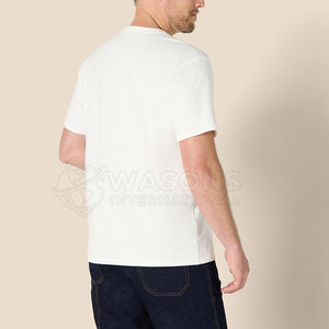 T-shirt en coton de qualité supérieure à col rond, tissu en coton doux, coupe confortable pour un usage régulier - Product Image 5