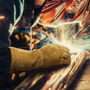 Guantes de soldadura de cuero personalizados con el mejor logotipo impreso, nuevos, reflectantes, impermeables, de cuero vacuno, servicio OEM. - Product Image 5