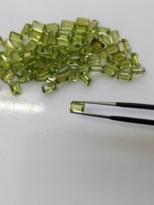 Peridoto Verde Natural, Corte Octogonal de 6x4MM, Gema Suelta de la Mejor Calidad para Joyería - Product Image 4