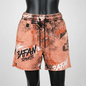 Shorts de mujer con lavado ácido, 280 GSM, algodón premium, felpa, color amarillo, estilo vintage, con parche de logotipo bordado personalizado. - Product Image 4