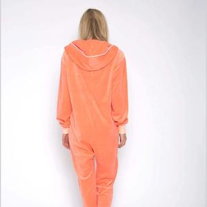 ชุดนอนหมีแพนด้าแบบเต็มตัวสำหรับผู้หญิง อุ่นสบาย มีฮู้ด ผ้าพลัฌขนนุ่ม เหมาะสำหรับฤดูหนาว น่ารัก ชุดนอนแบบจั๊มสูท ชุดลำลองใส่สบายๆ อยู่บ้าน - Product Image 6