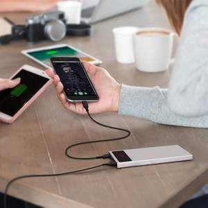 Batterie externe ultra-fine 20000 mAh avec double port USB, chargeur de téléphone et lampe torche, affichage de la charge restante - Product Image 5