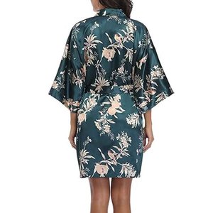 Albornoces de Satén Lisos para Mujer, Kimono de Seda, Bata de Baño al por Mayor, Ropa de Dormir para Novias y Damas de Honor, Proveedor de Logotipos Personalizados - Product Image 5