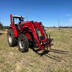 Achetez un tracteur diesel Massey Ferguson MF 5710 4WD avec moteur de 110 CV, boîte de vitesses à engrenages, pompe, livraison rapide, offre de qualité supérieure - Product Image 1