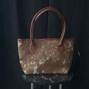 Elegante Bolso Tote de Cuero Genuino con Pelo, Bordado, Color Sólido, Estilo Vintage para Damas, Bolso de Hombro para Compras LHTB-0100 - Product Image 4